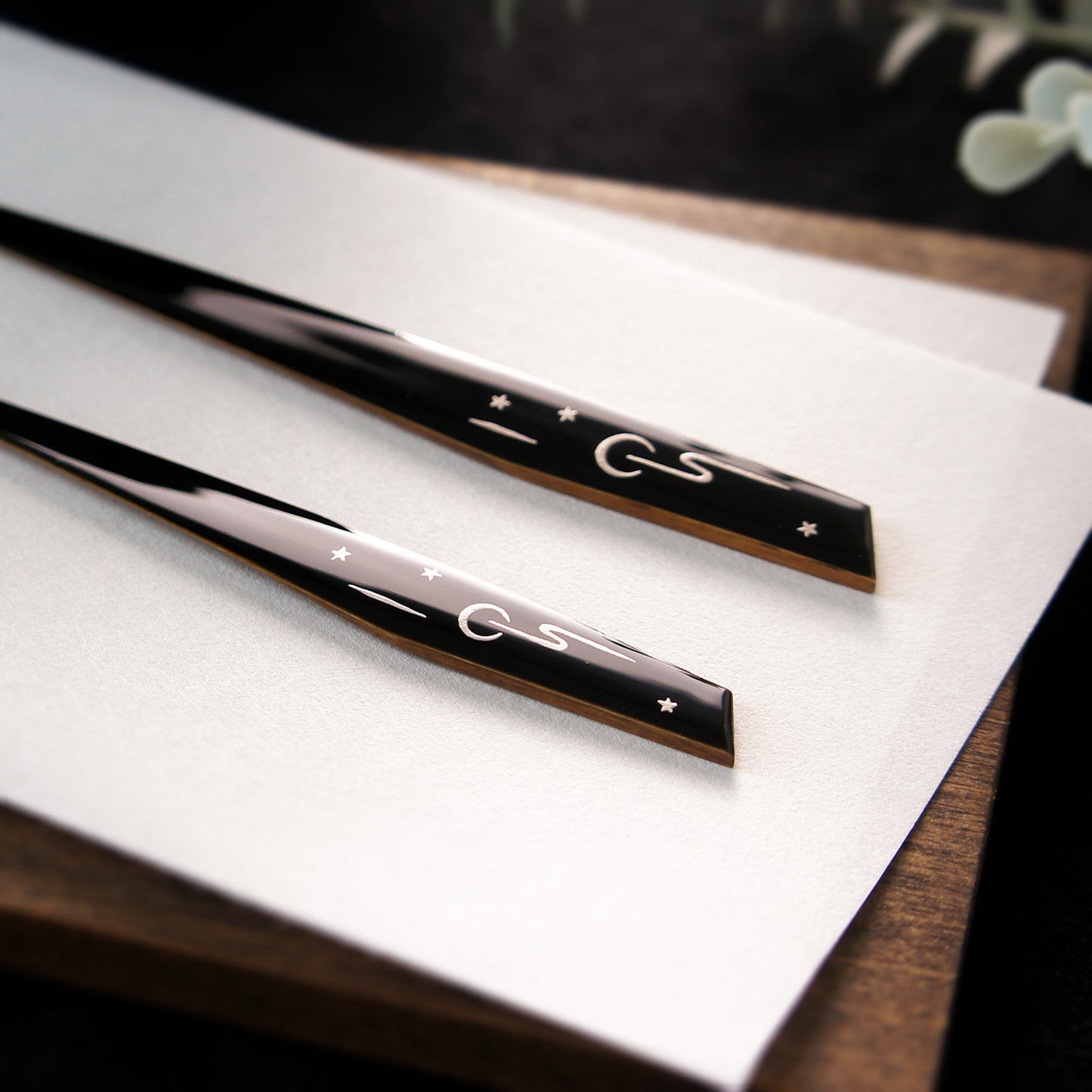 おぼろ月の菓子切り　小・大