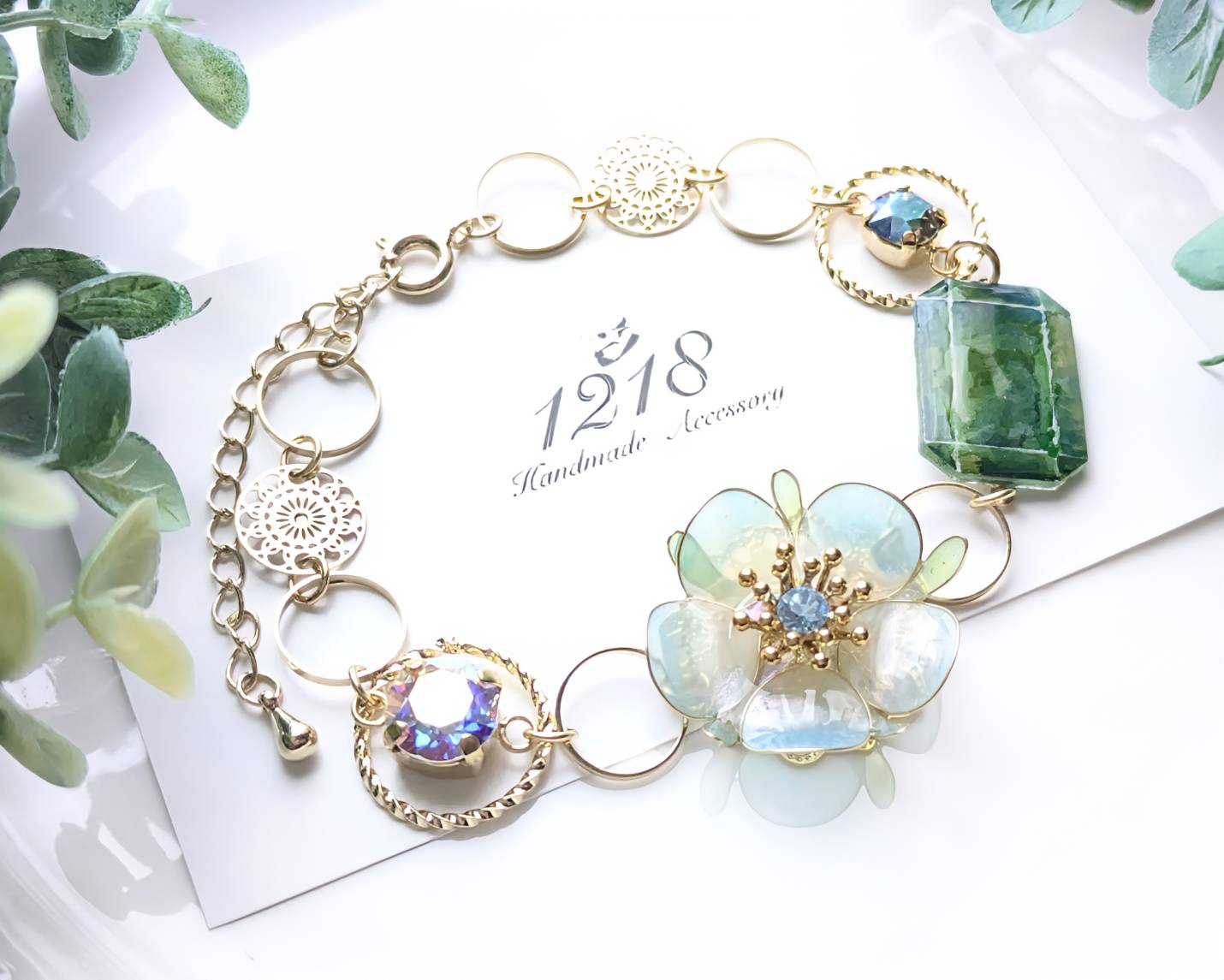 魔女の花庭の腕飾り　ブレスレット/ライトブルー