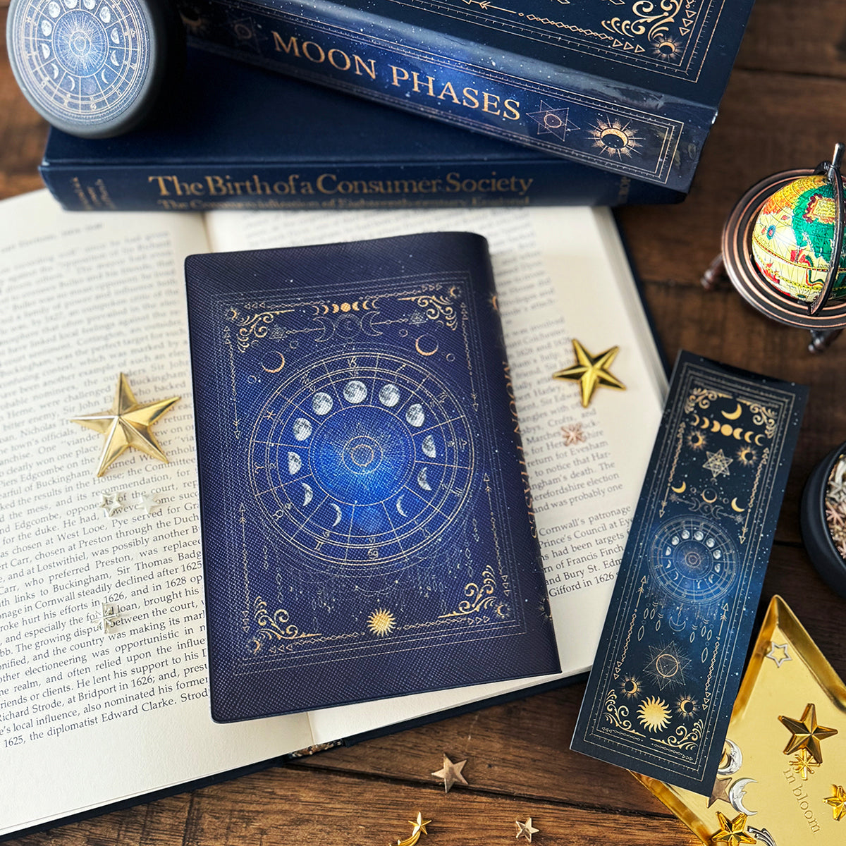 【ブックカバー】月の満ち欠け・12星座／魔法の本のようなブックカバー