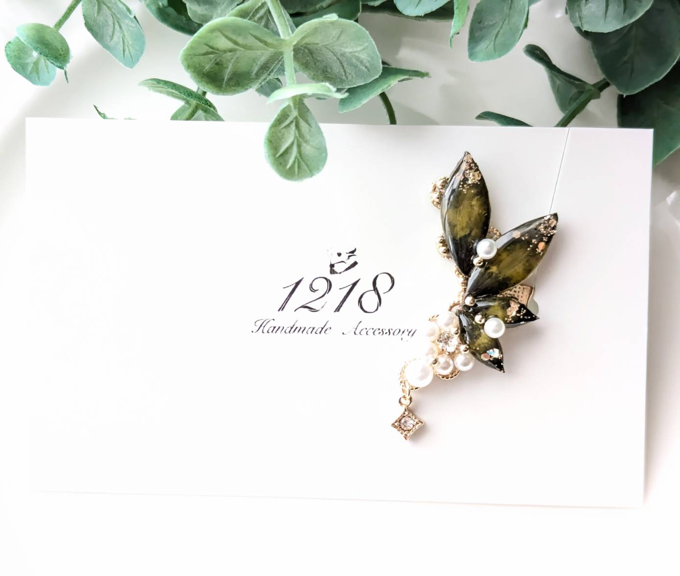 真夜中の月光に舞う妖精　イヤーカフ