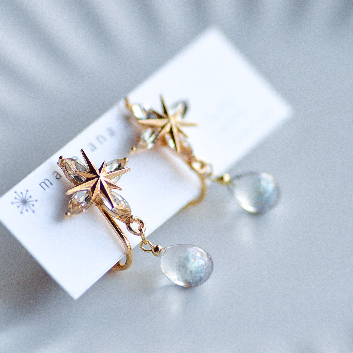 宵or明けの明星の雫イヤリングorピアス