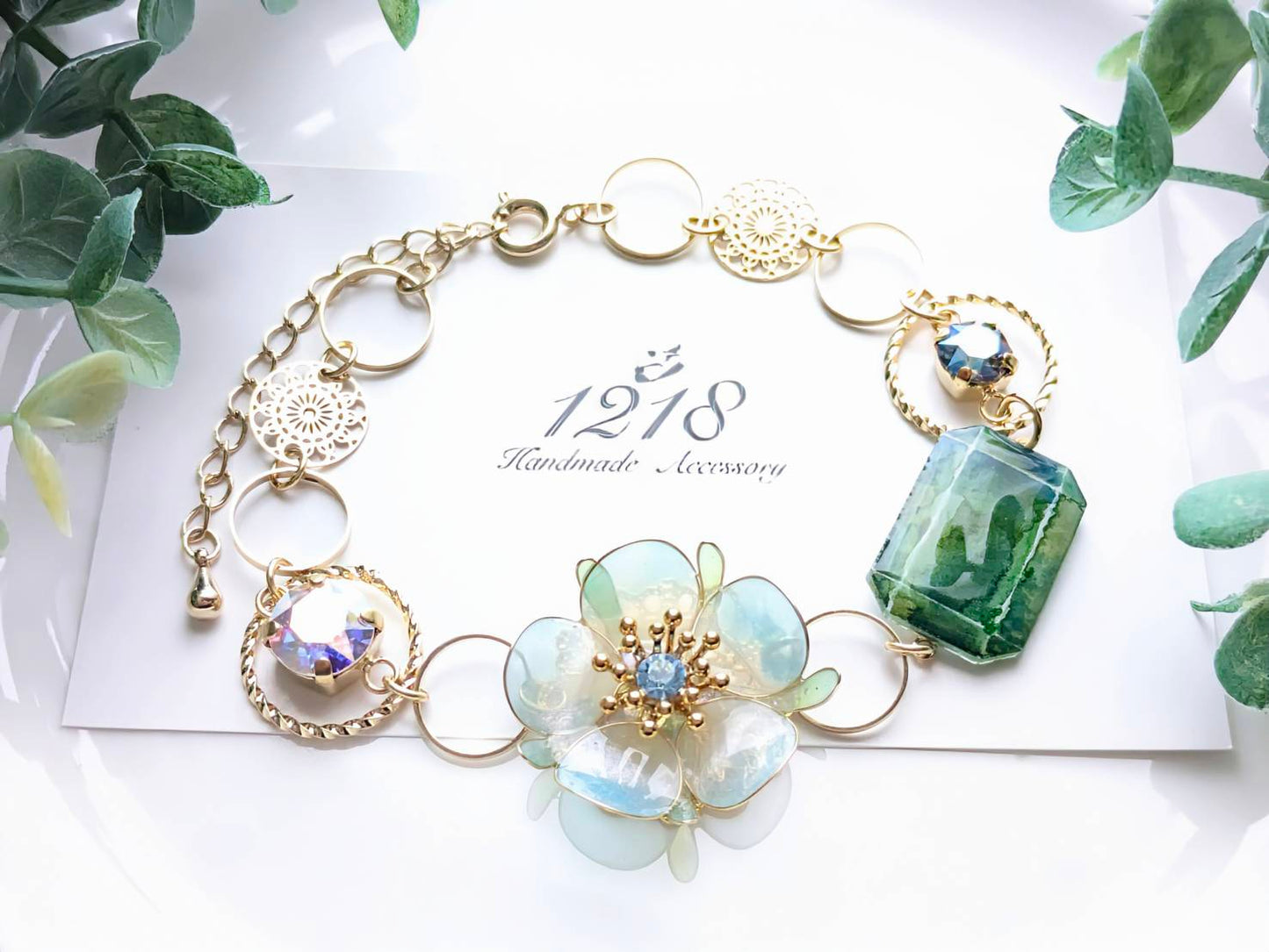 魔女の花庭の腕飾り　ブレスレット/ライトブルー