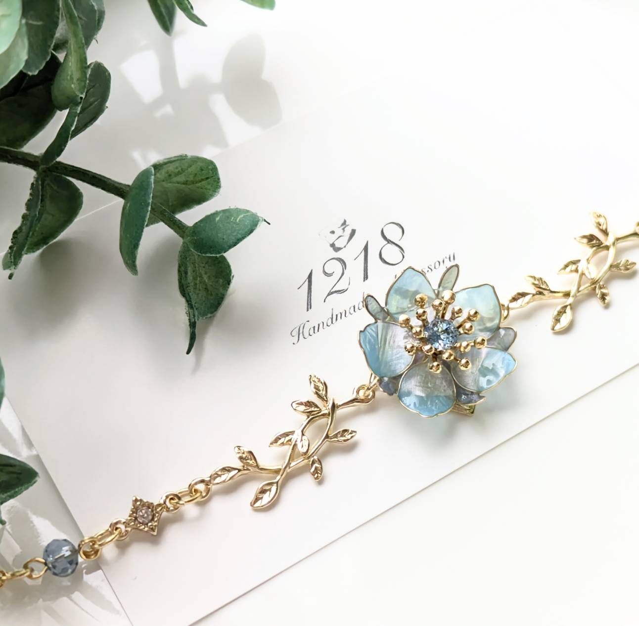 空を映した晴天の花　ブレスレット