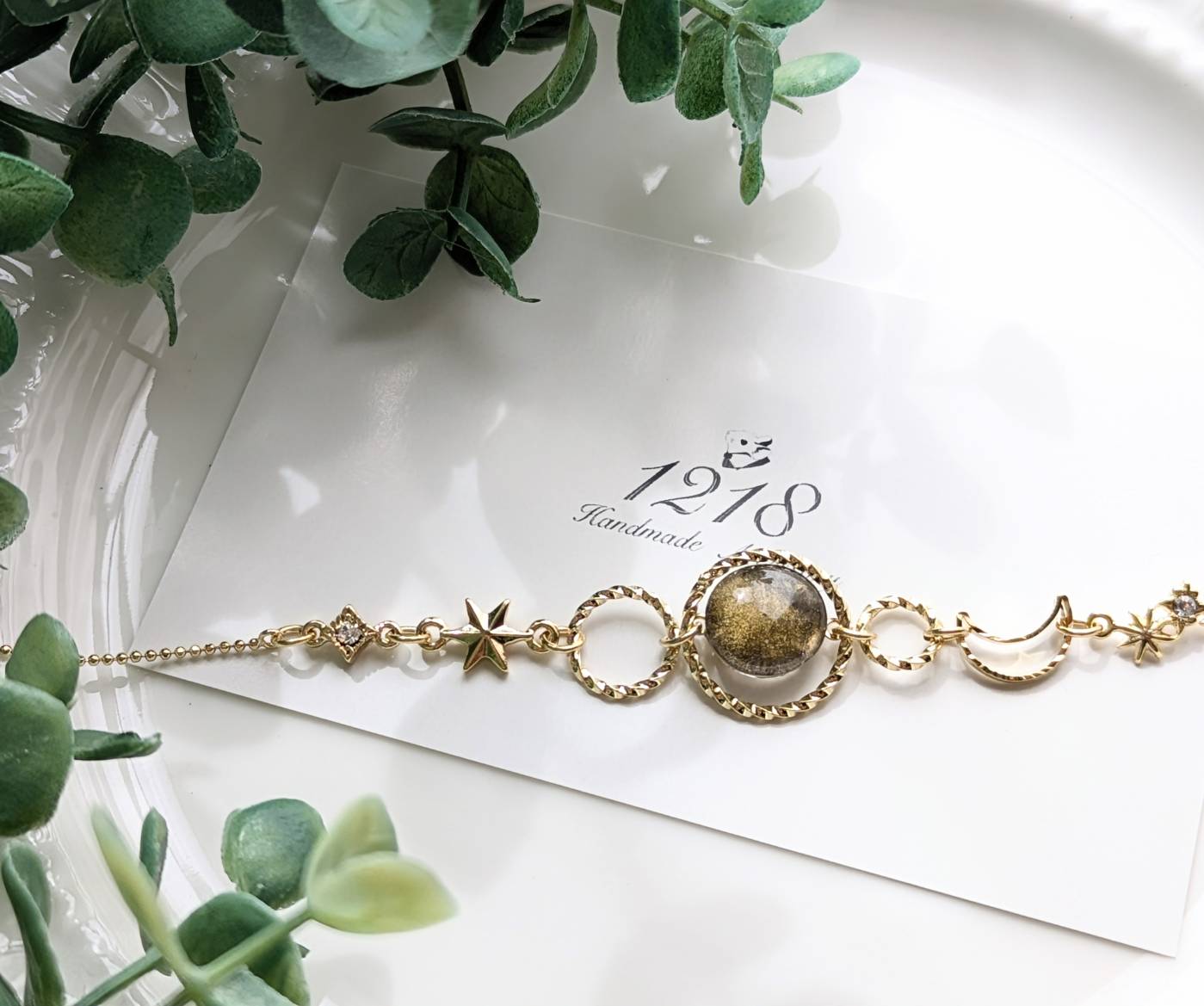 真夜中に輝く月　ブレスレット