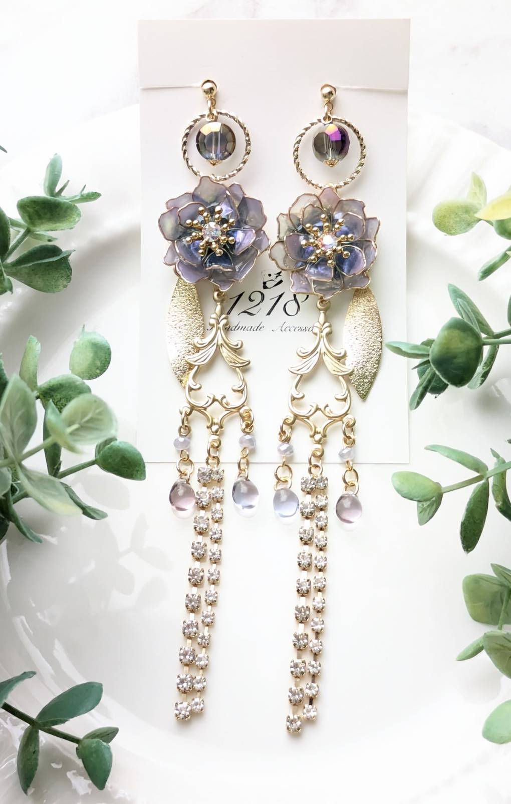 夜明けの色に染まる花　イヤリング・ピアス
