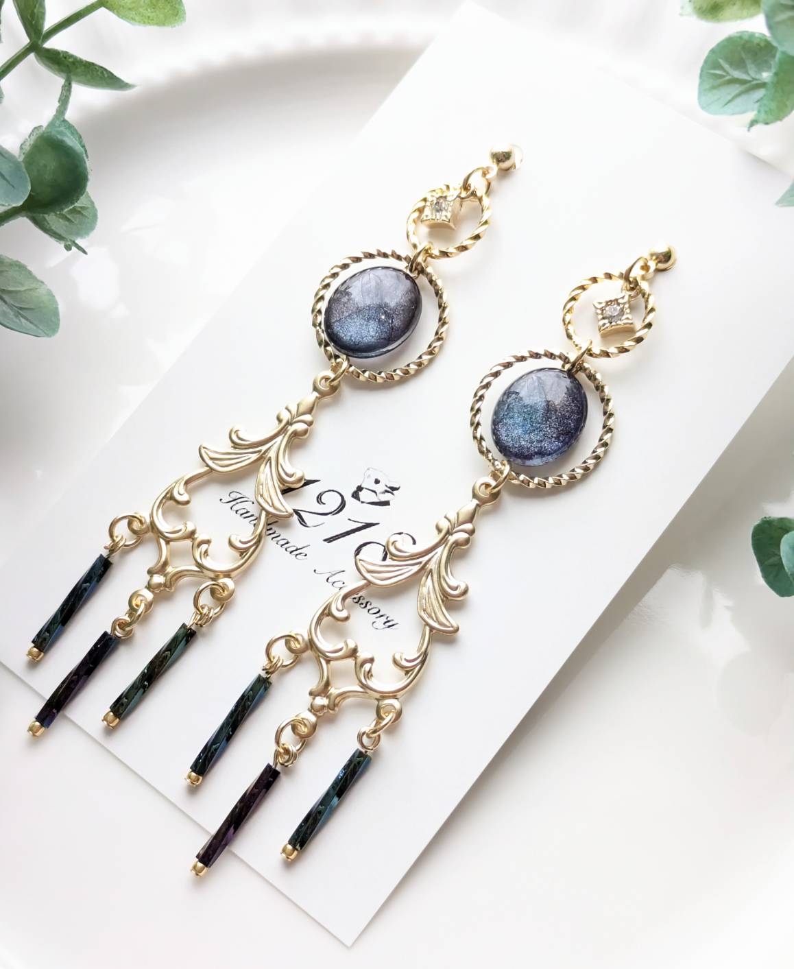 耳で華やぐ小宇宙　イヤリング・ピアス