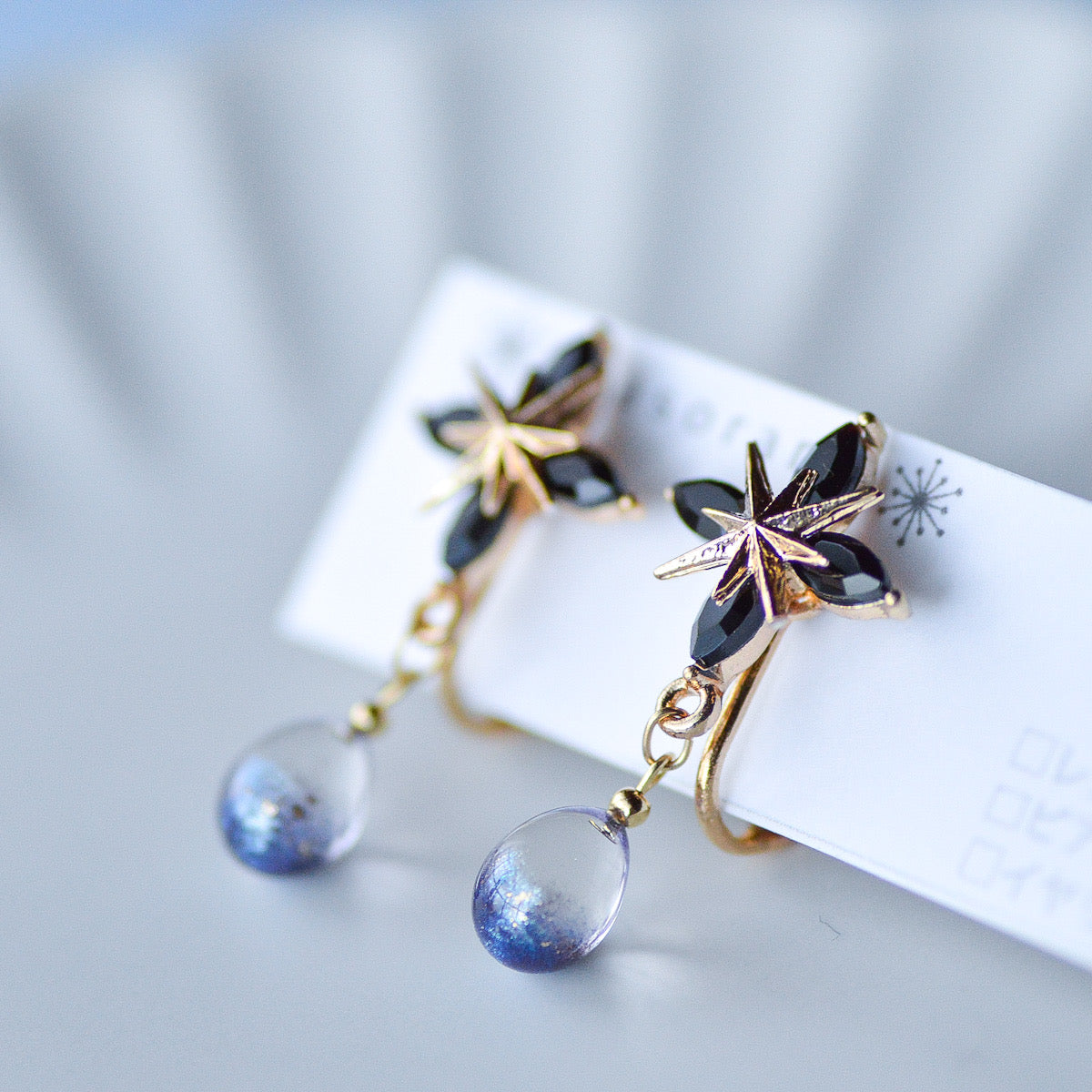 宵or明けの明星の雫イヤリングorピアス
