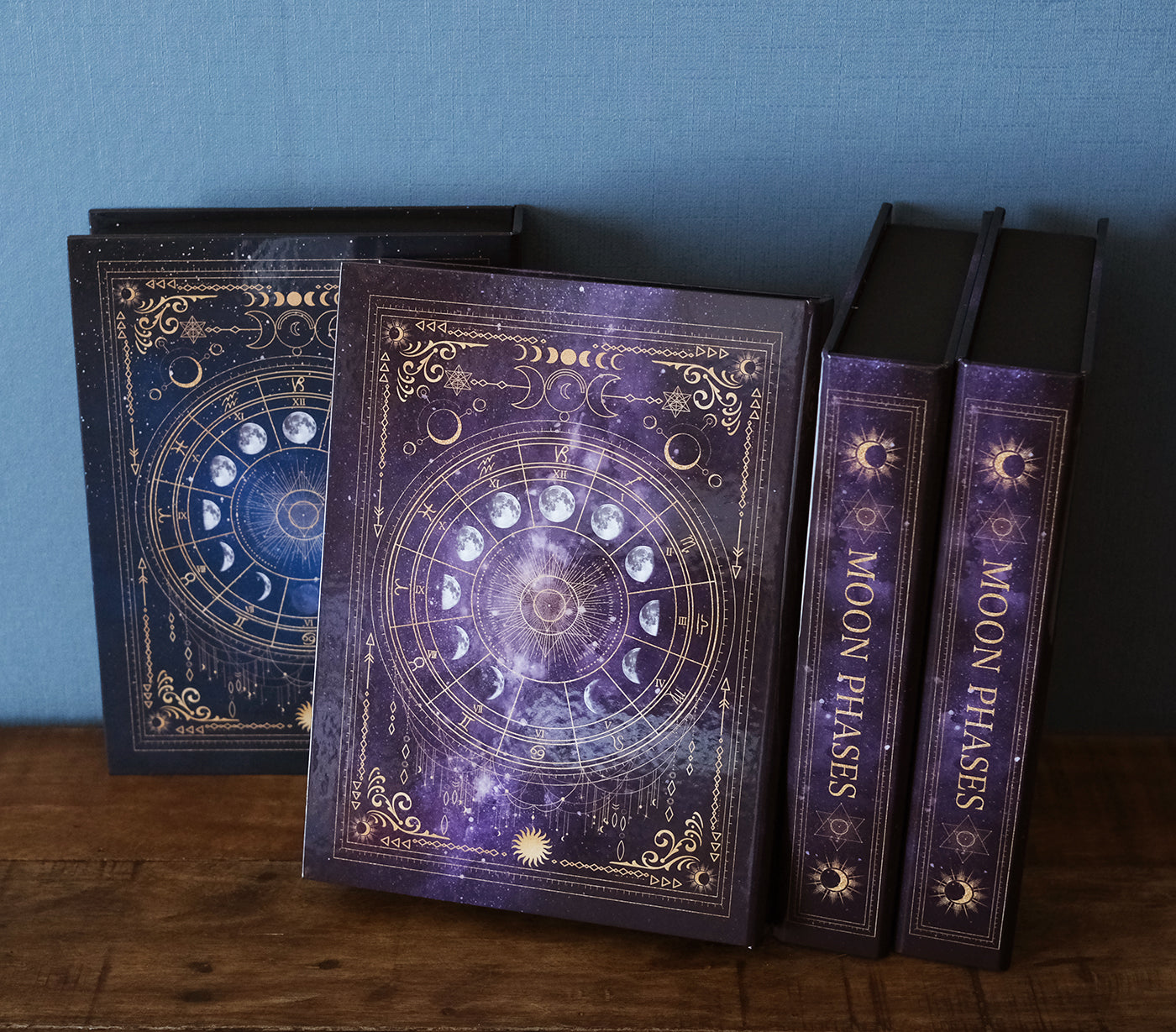 【小物入れ】魔法の本のようなブックボックス "月の満ち欠け・12星座"