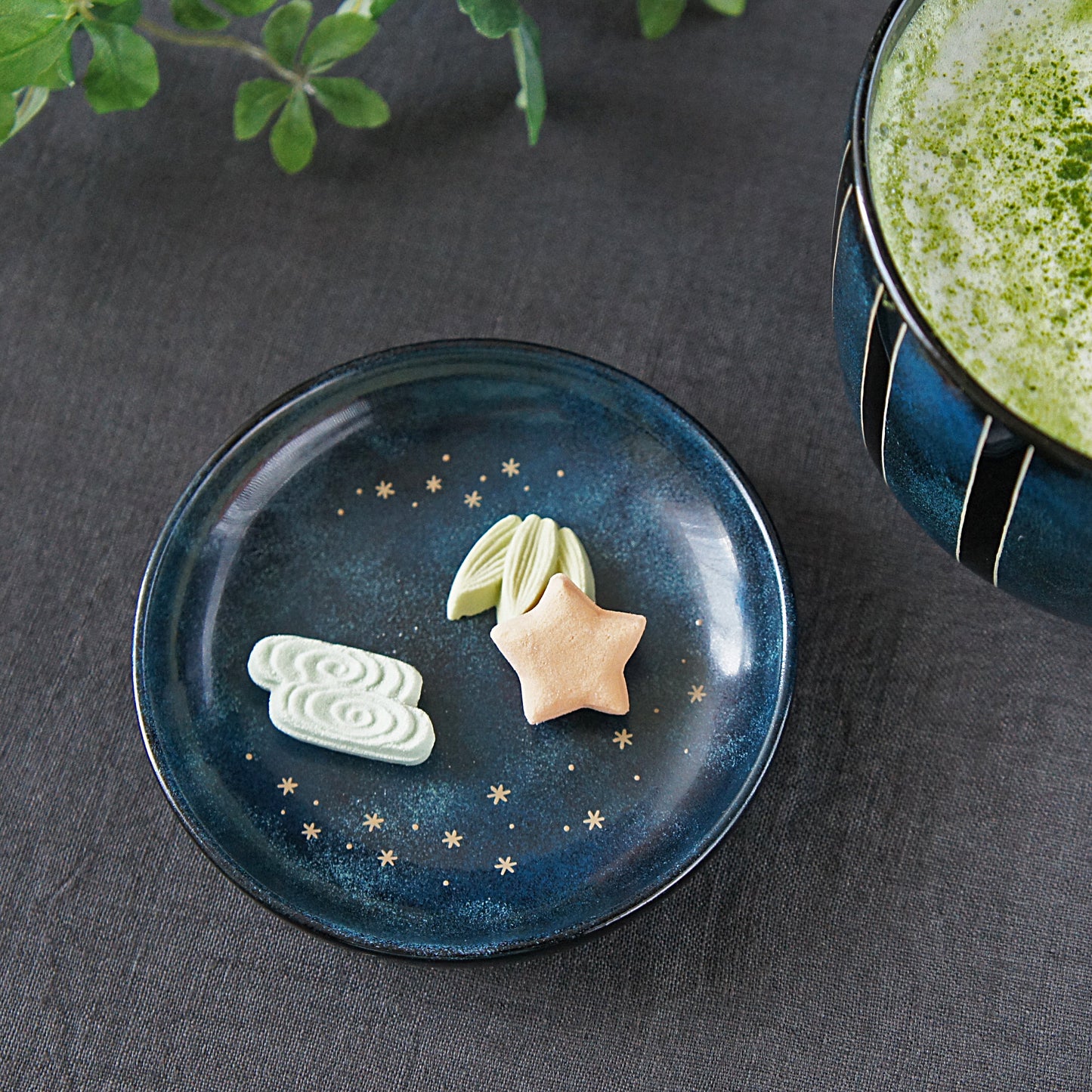 星かがやく夜の豆皿　青・紫