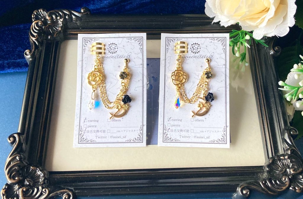 月夜の薔薇のチェーンイヤーカフ