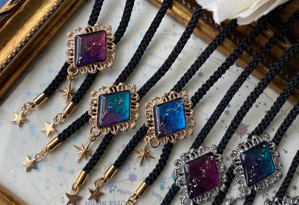 夜空レースのループタイ　ダークナイト