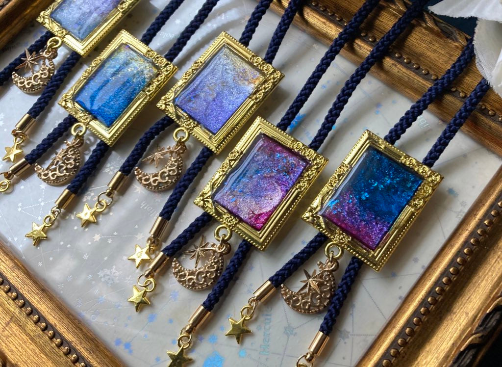 夜空の絵画ループタイ