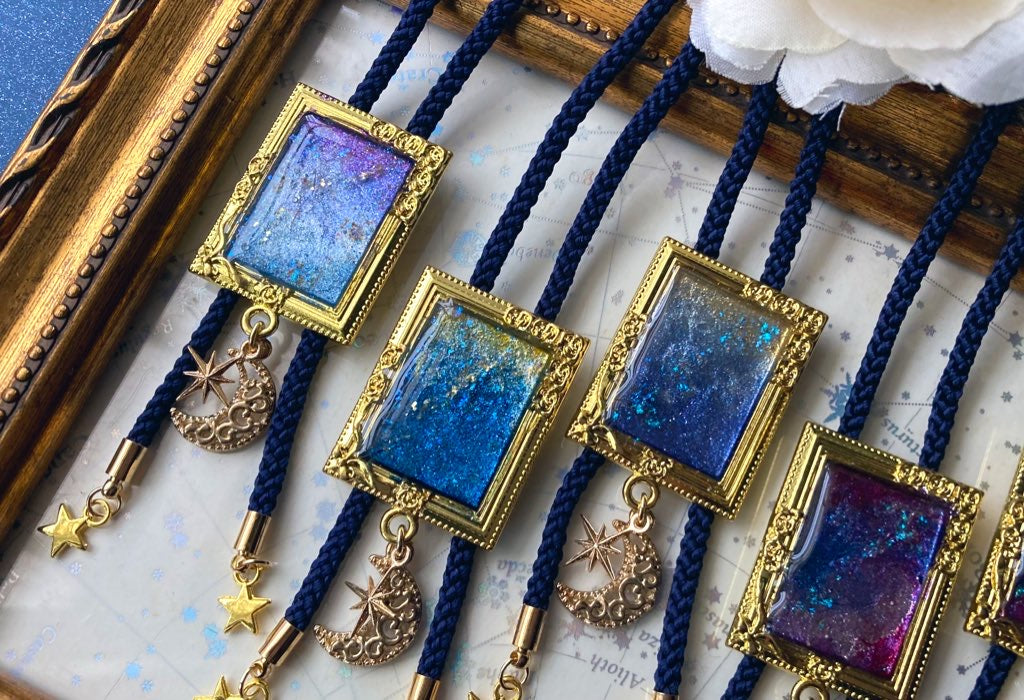 夜空の絵画ループタイ