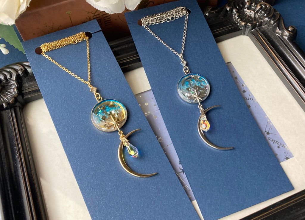 月光の雫ペンダント　ブルームーン（水色）