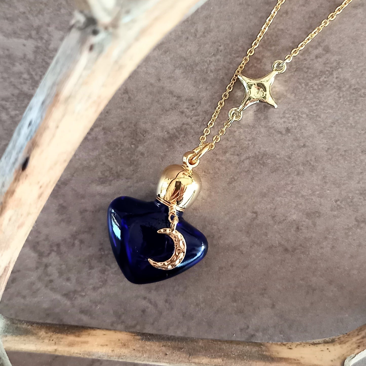 香水瓶ネックレス　ダスクハートボトル　Luna ex machina【シャボン玉ネックレスに変更可能】