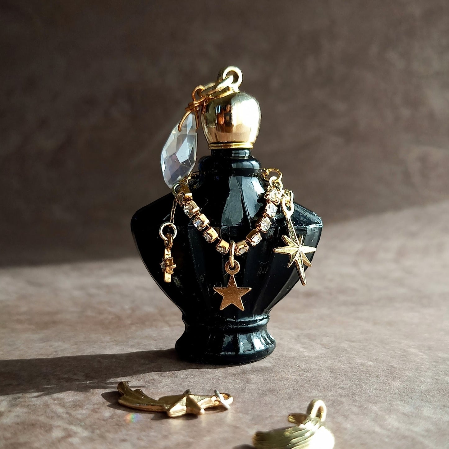 香水瓶ネックレス　ナイトシェイプボトル Horoscope【シャボン玉ネックレスに変更可能】