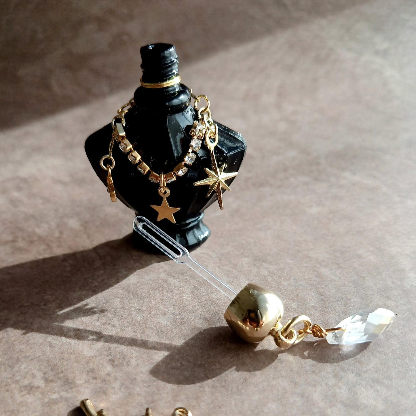 香水瓶ネックレス　ナイトシェイプボトル Horoscope【シャボン玉ネックレスに変更可能】