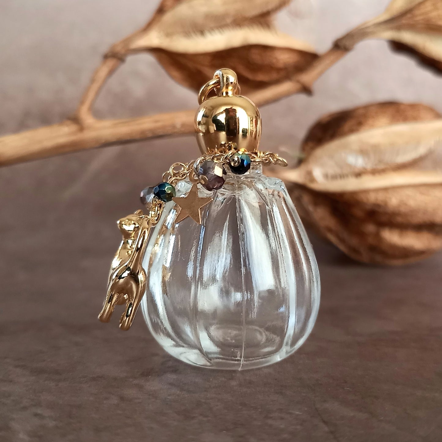 香水瓶ネックレス　チューリップボトル　Stella Festa【ストームグラス・シャボン玉ネックレスに変更可能】