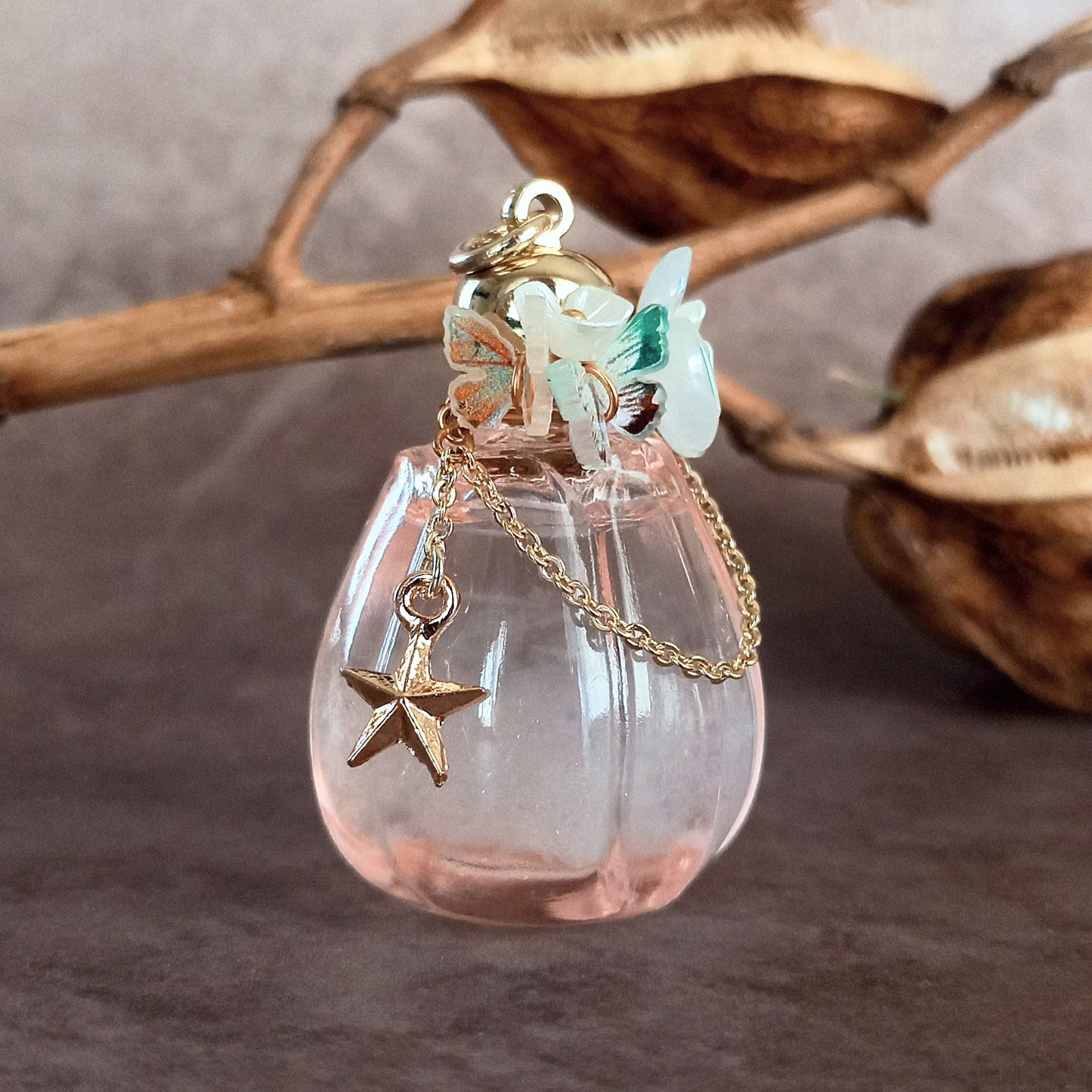 香水瓶ネックレス　ピンクチューリップボトル　Nocturne【ストームグラス・シャボン玉ネックレスに変更可能】