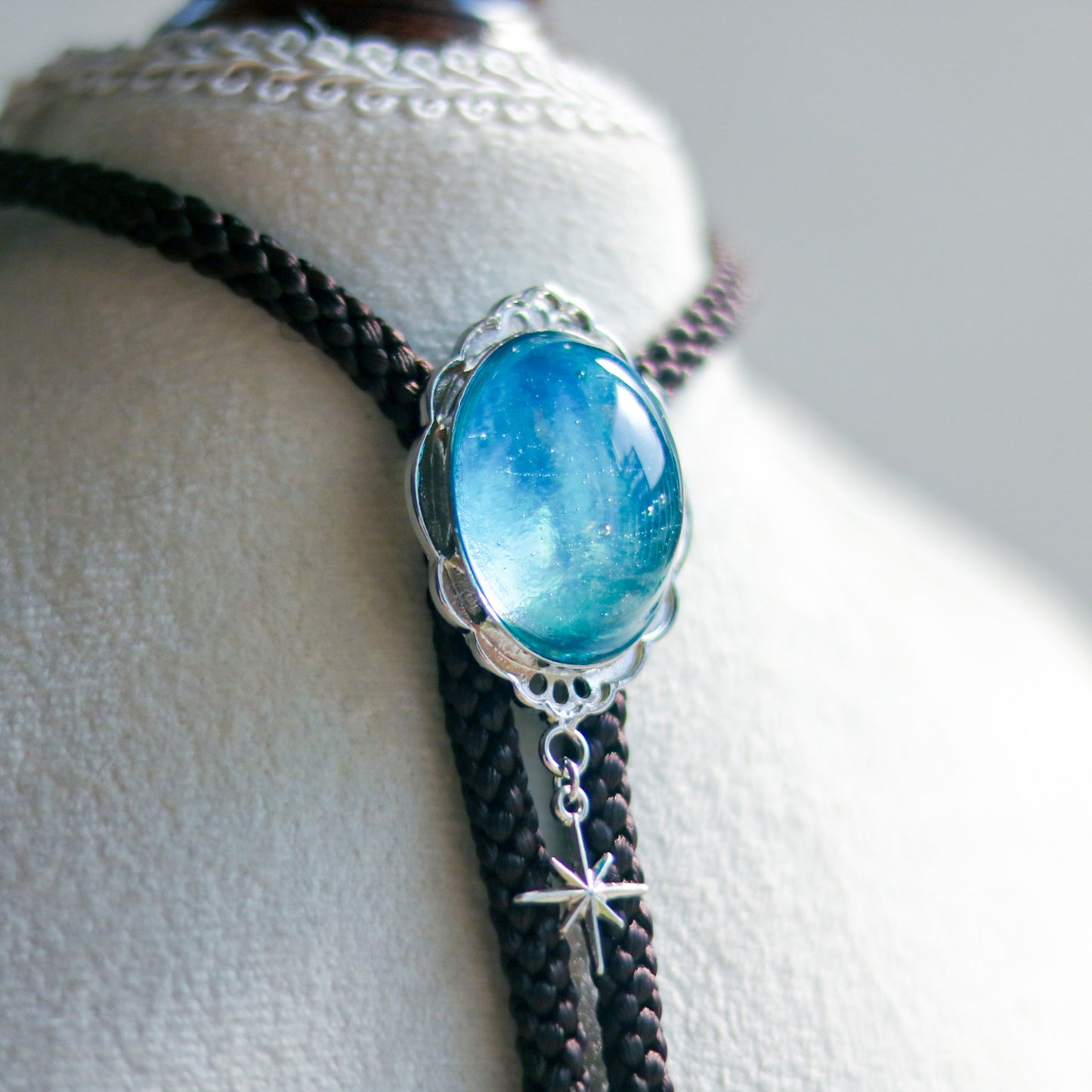 [stained glass candy] loop tie / 青空 -silver-