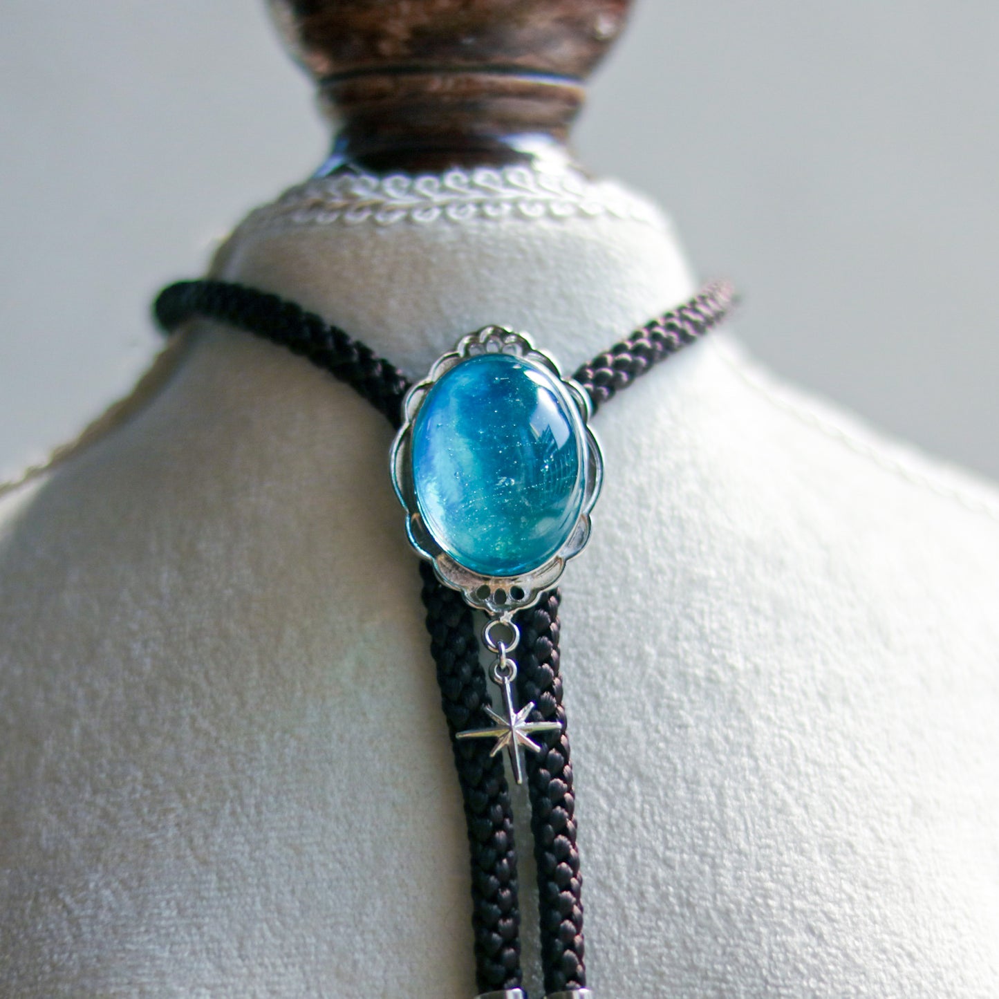 [stained glass candy] loop tie / 青空 -silver-