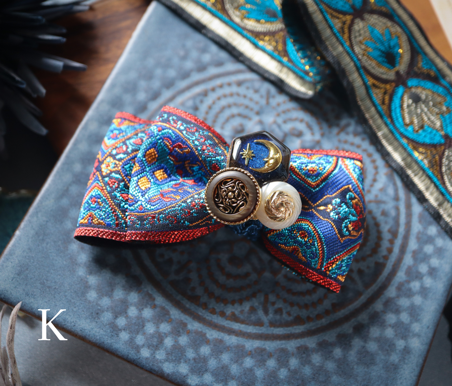 Night Spell（ヘアクリップ）