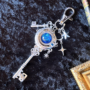 幽月の鍵 バッグチャーム – 宙フェス夜市