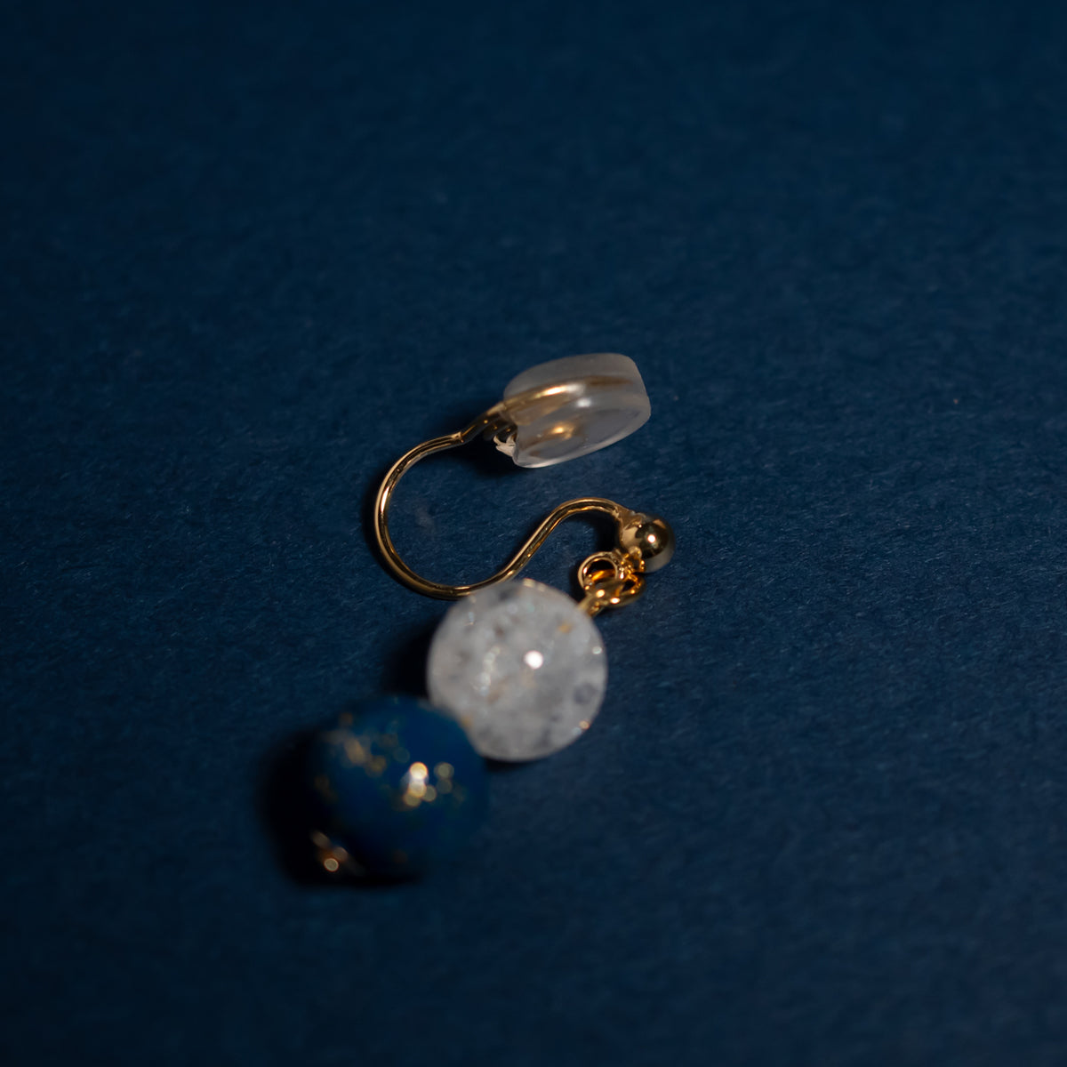 hikari. ピアス・イヤリング -クラック水晶