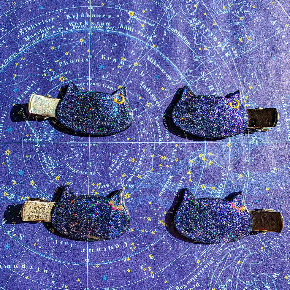宇宙猫の月・宝石耳飾りヘアクリップ〜 満天の星空に染められて 〜
両サイド2点セット
