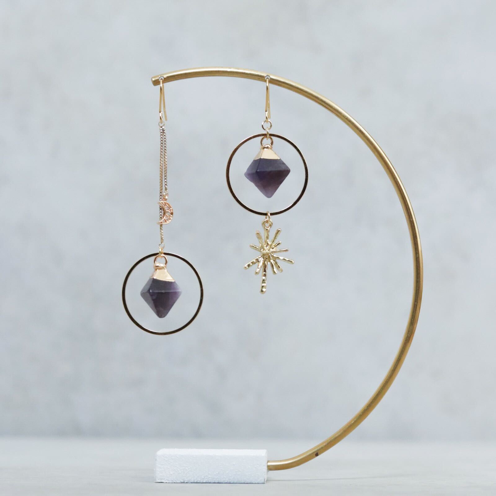 月と太陽 ピアス/イヤリング – 宙フェス夜市