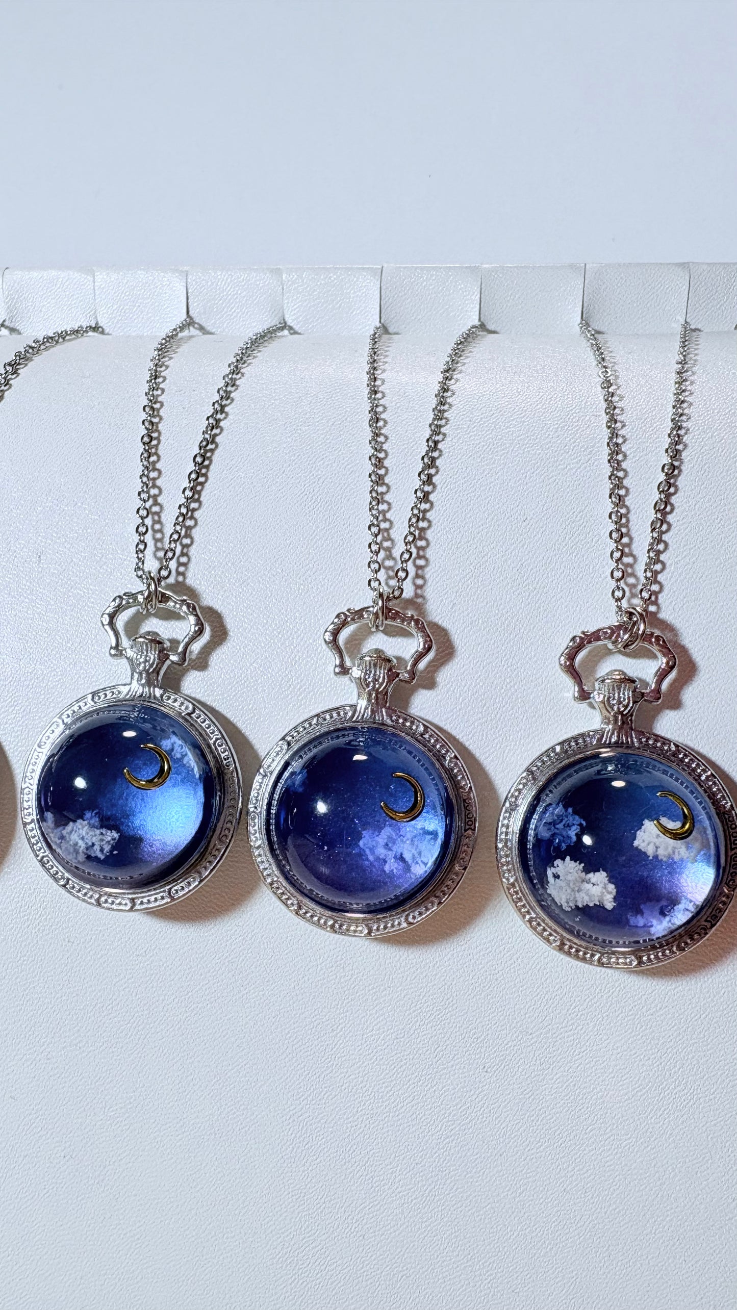夜空のペンダント