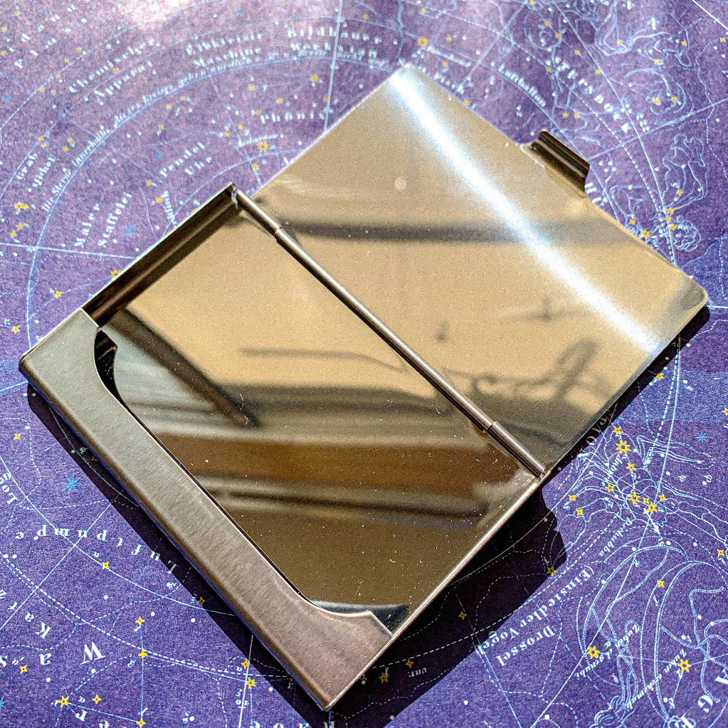 星々煌めく星空を眺む家族ねこ 名刺入れ 〜 深い星空を見上げて 〜