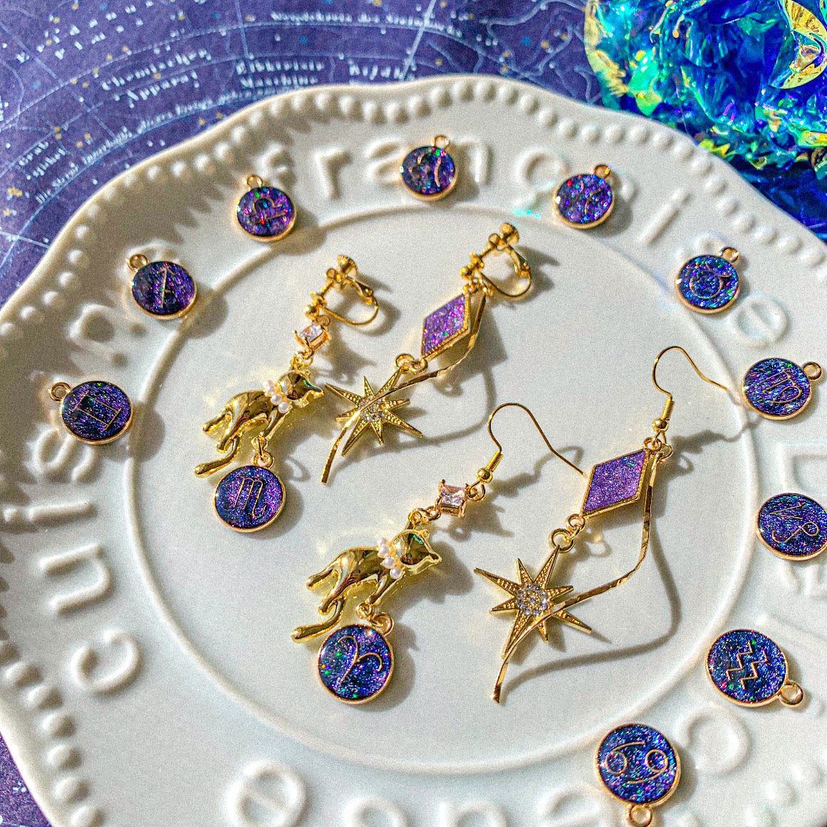 【新作】ぶらさがり猫の星空旅行 ～ 黄道十二星座を捕まえて ～ 耳飾り