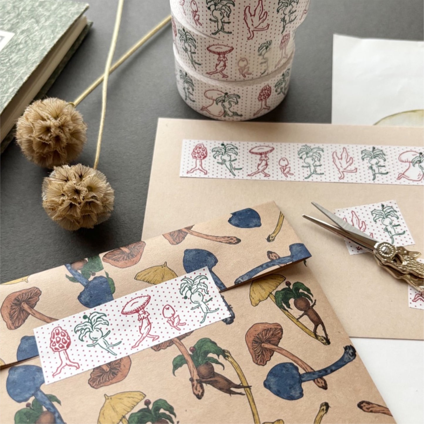 キノコとマンドラゴラ ケース入りラベラー風シール