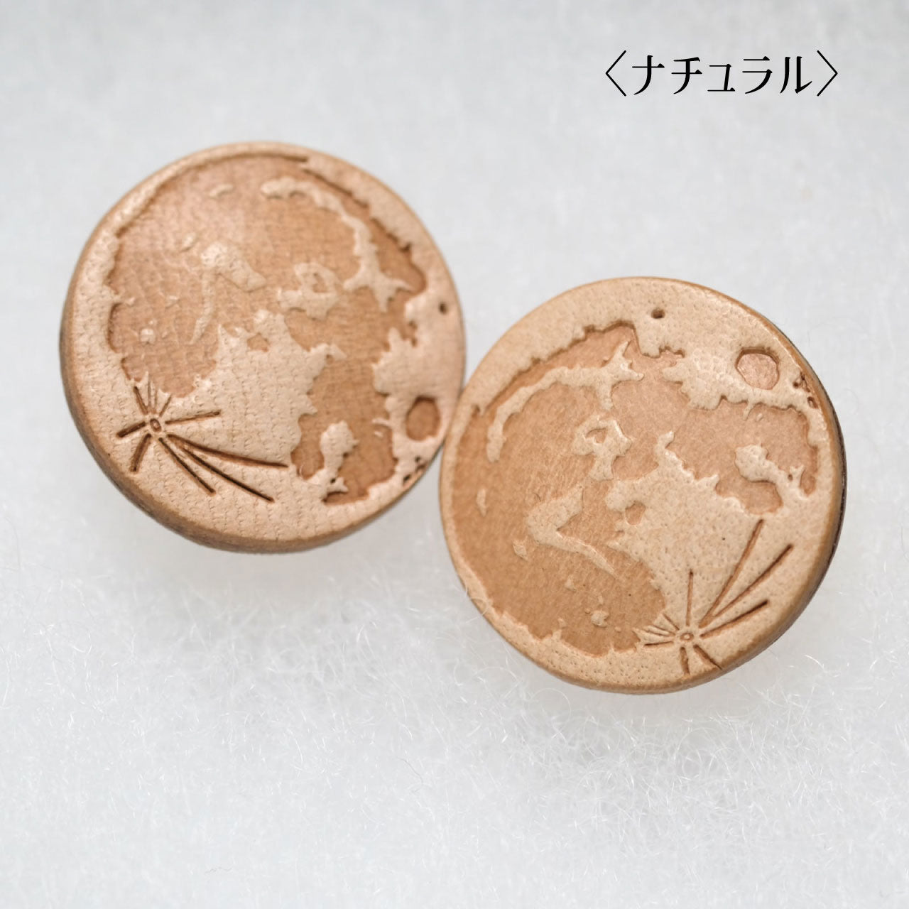 Leather Moon ピアス／イヤリング〈満月・新月・ナチュラル〉