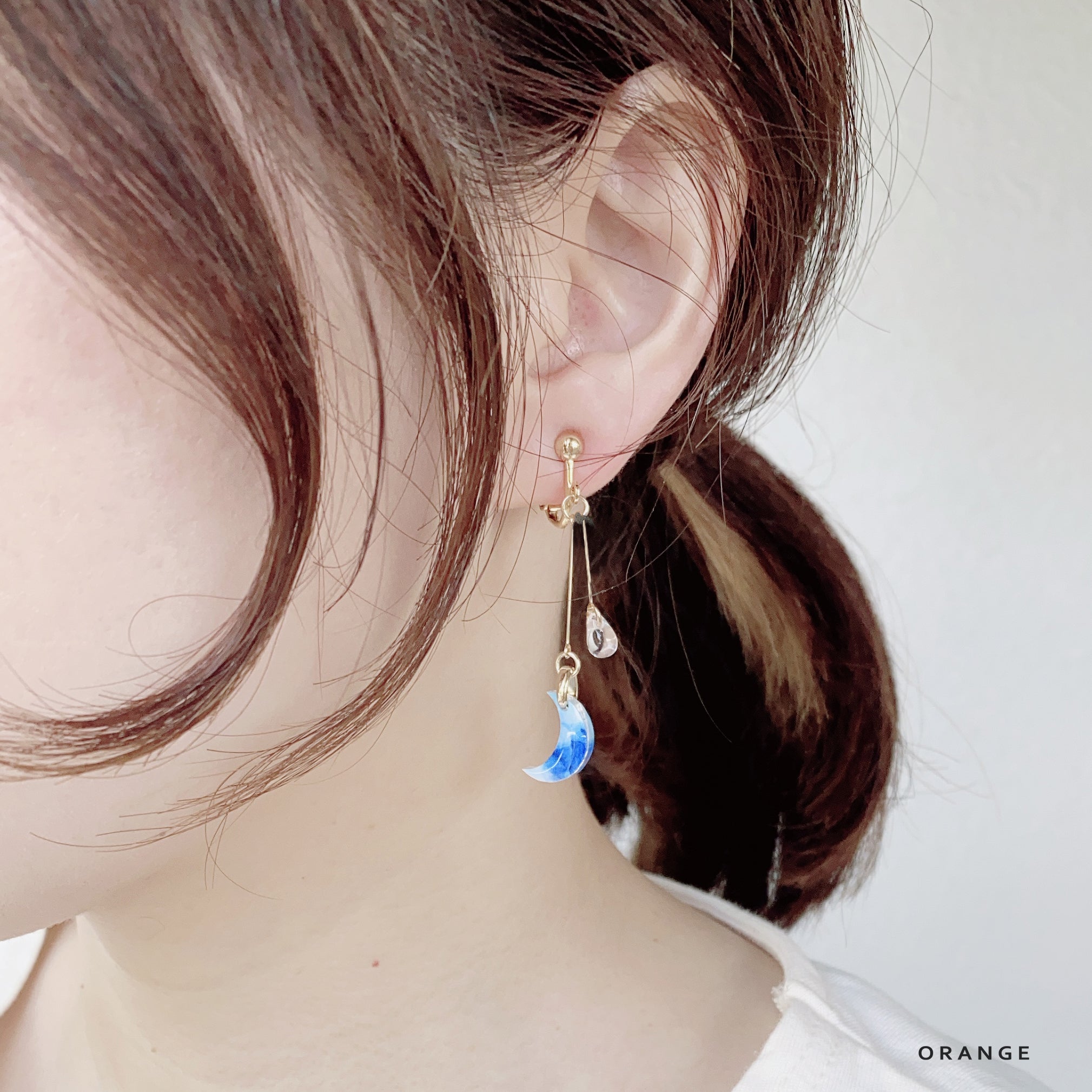 月と夜空の香水瓶ピアス　イヤリング cda74283a7007545bc0ab1d5c44cf9