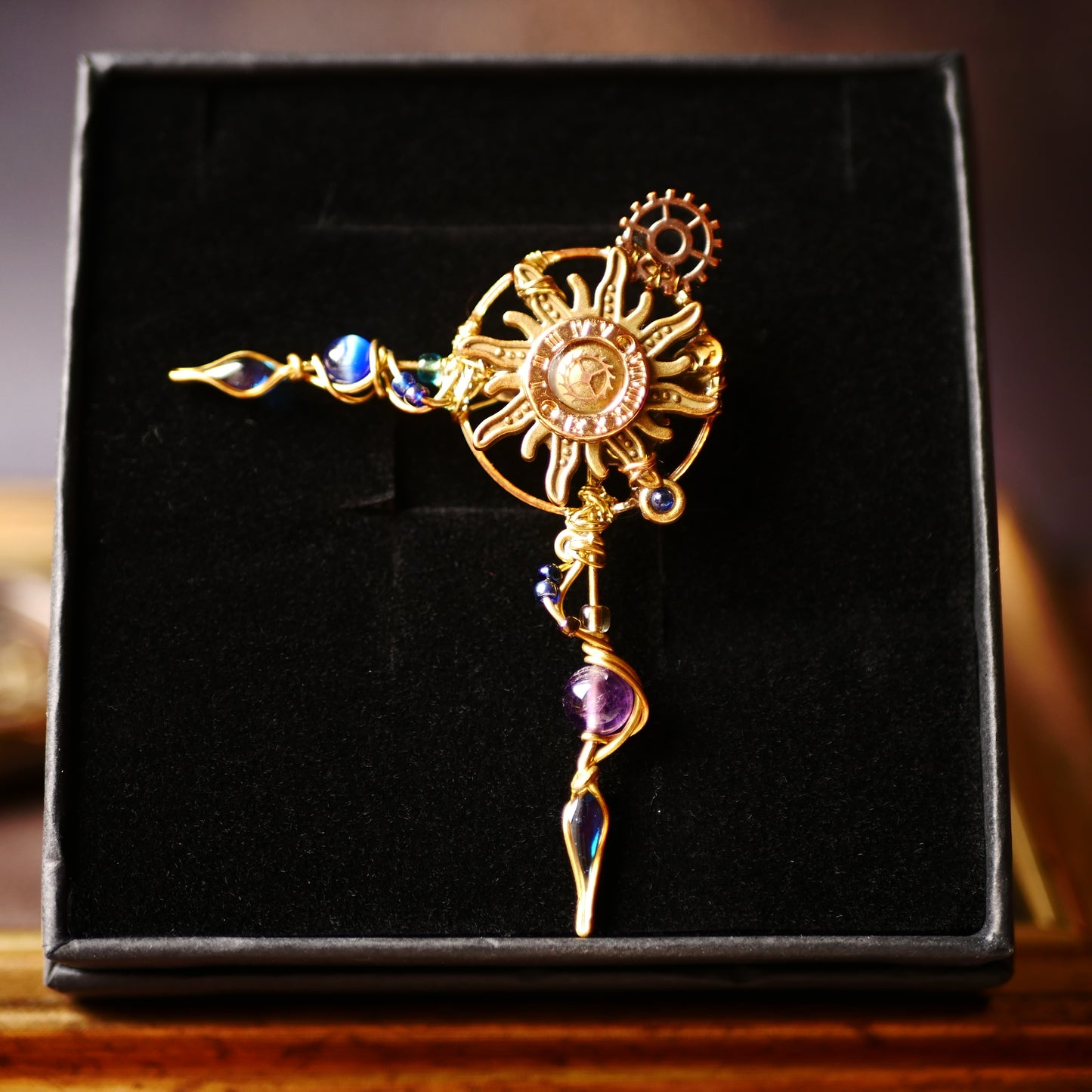 太陽の時計台 ブローチ