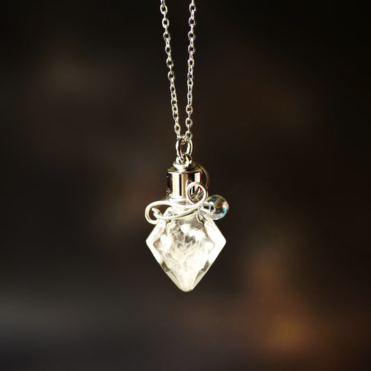 ストームグラス「エーデルヴァイス」　ダイヤボトル ネックレス