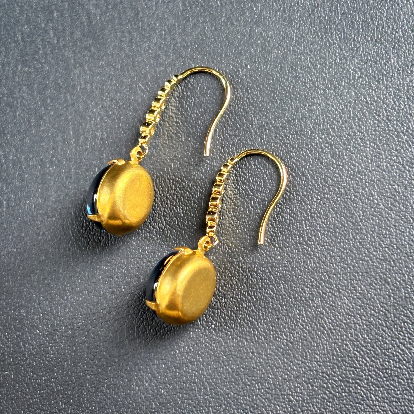 星の耳飾り（ピアス/イヤリング）