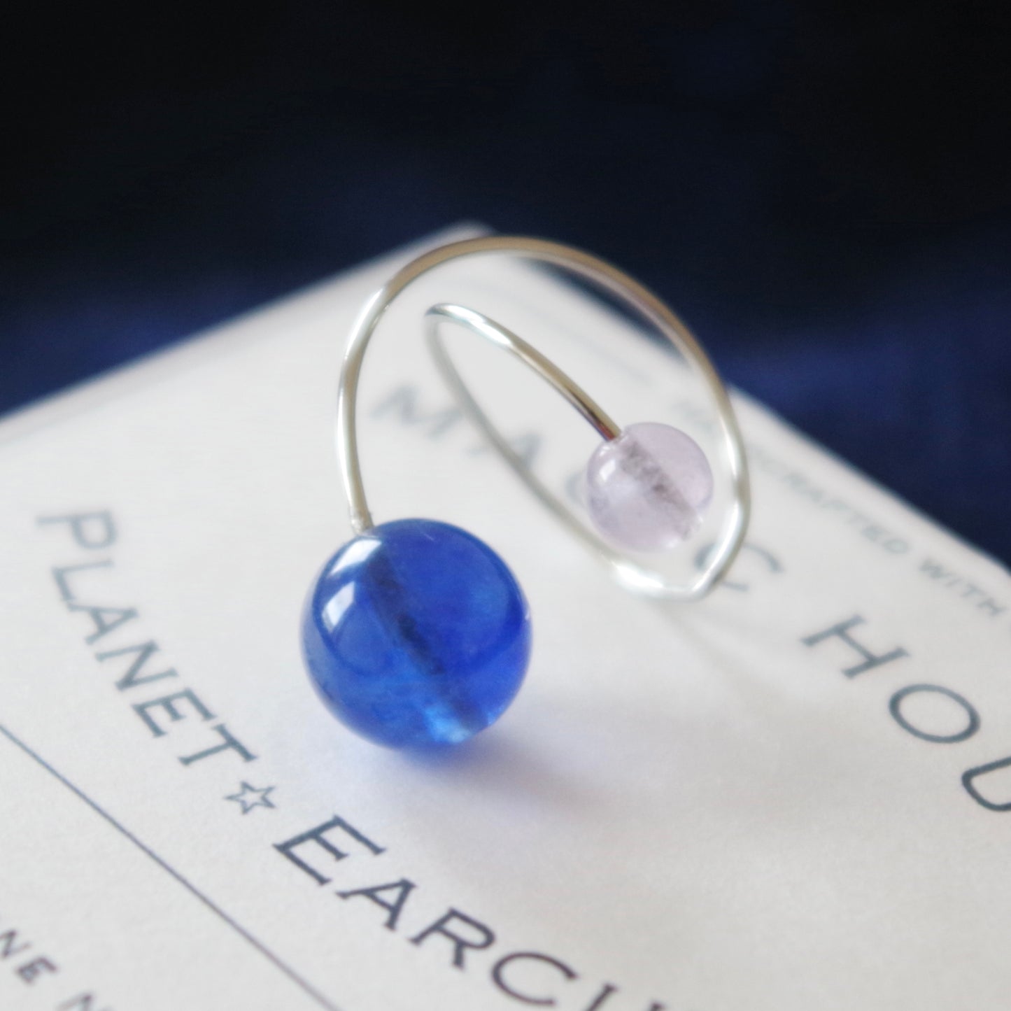天然石イヤーカフPlanet「ブルーモーメント」