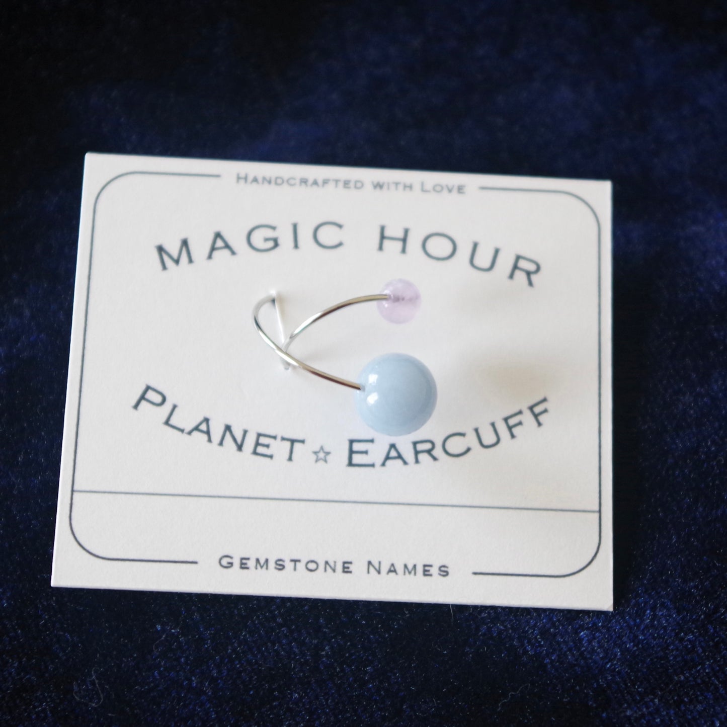 天然石イヤーカフPlanet「地球の影」