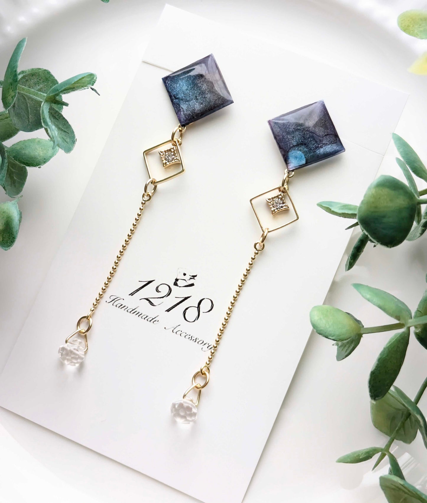 宇宙の色を切り取って　イヤリング・ピアス