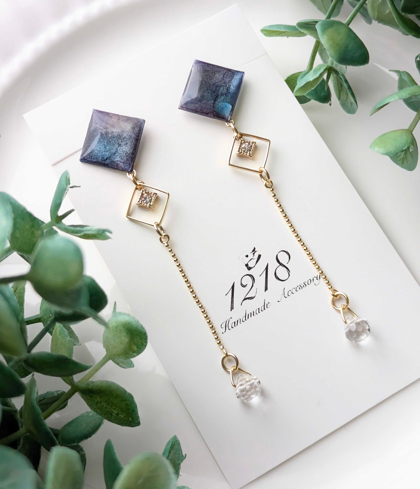 宇宙の色を切り取って　イヤリング・ピアス