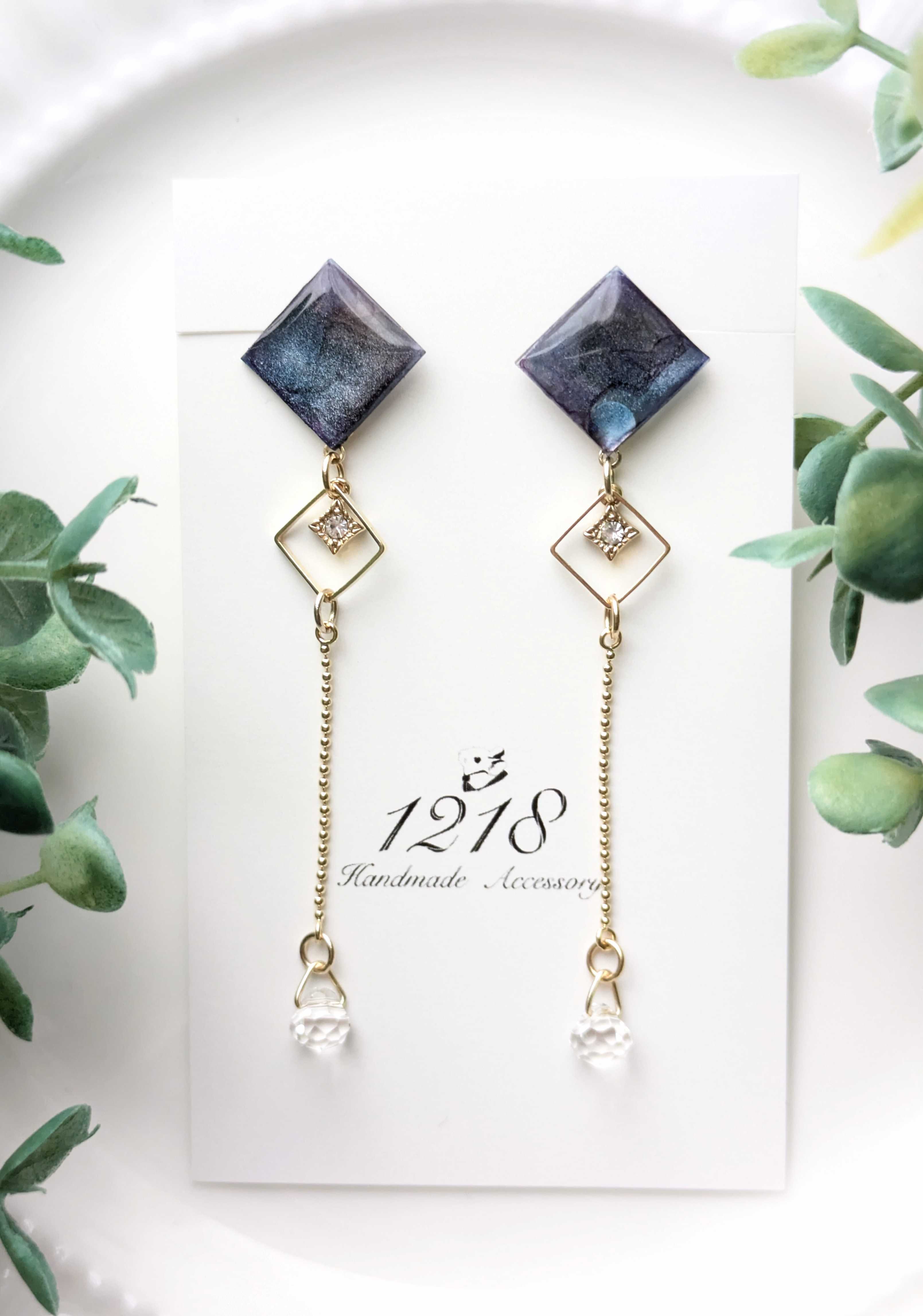 宇宙の色を切り取って イヤリング・ピアス – 宙フェス夜市