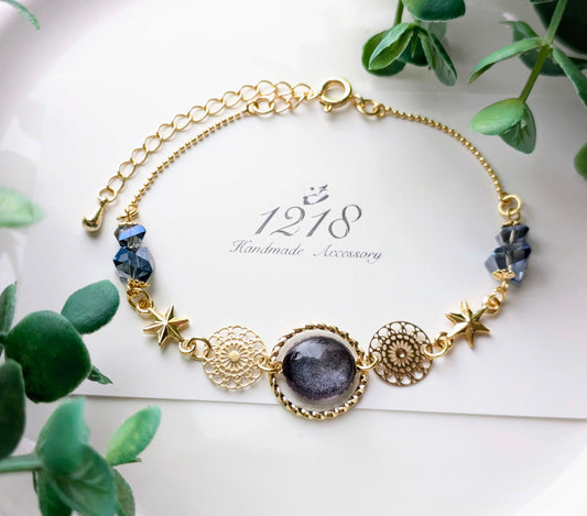 宇宙を１粒、手首に飾る　ブレスレット