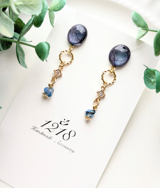 宇宙を駆ける瞬き イヤリングorピアス