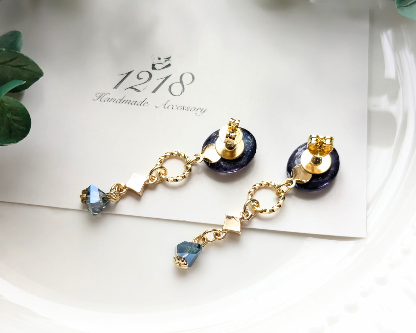 宇宙を駆ける瞬き イヤリングorピアス