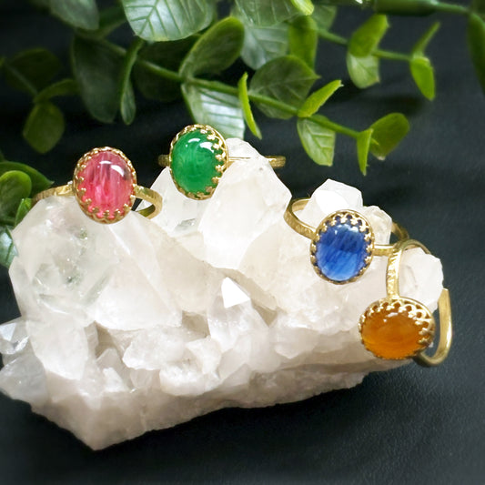 妖精の棲む森で見つけた宝石リング〈四色の泉〉