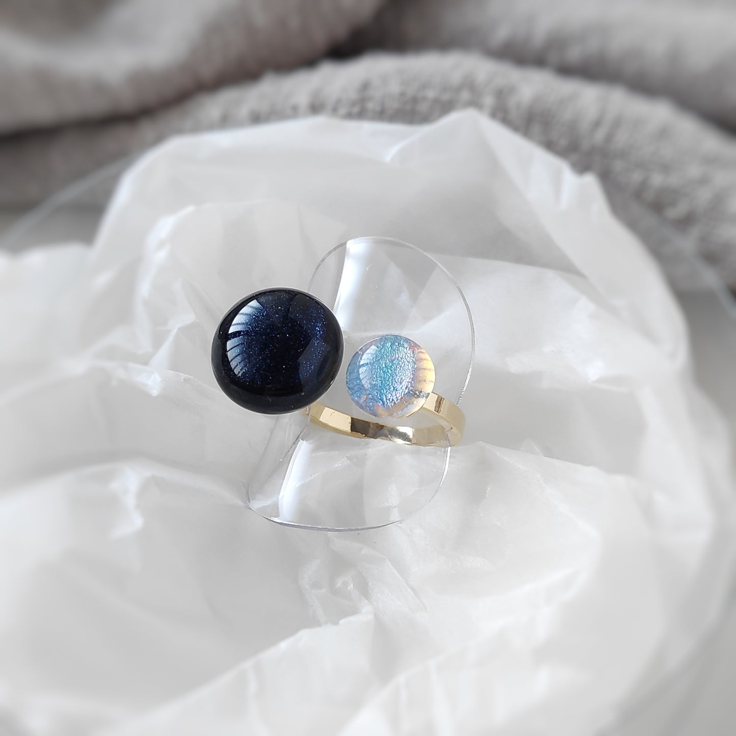 夜空とオーロラ ガラスのフォークリング