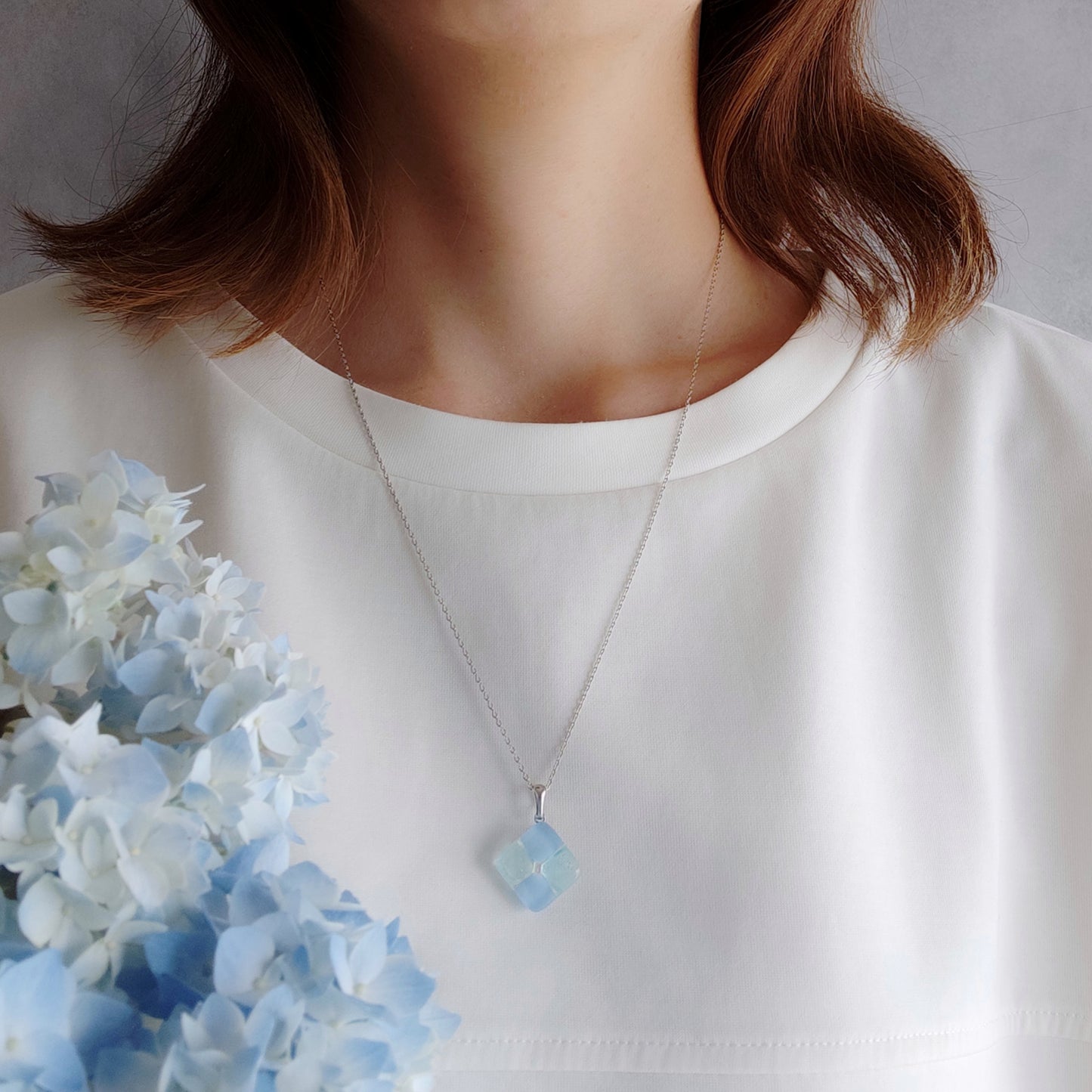 『空色の紫陽花』ガラス ネックレス